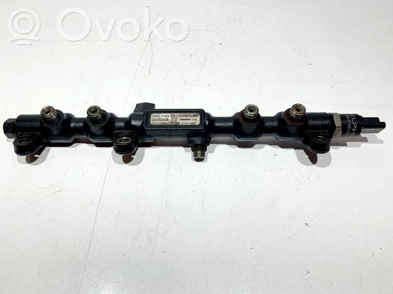 Ford Mondeo Mk III Polttoainepääputki 