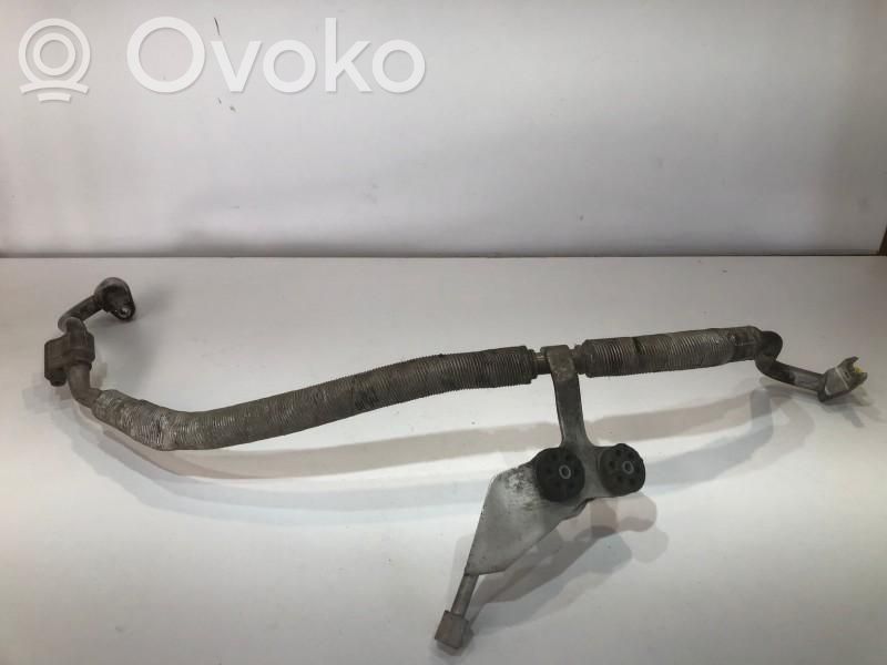 BMW 5 E60 E61 Ilmastointilaitteen putki (A/C) 