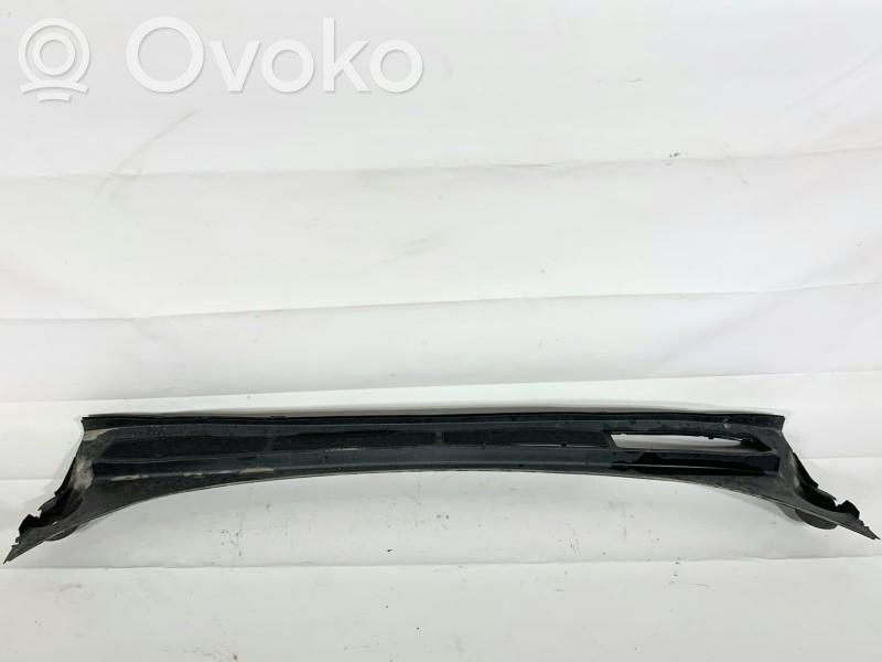 Etusäleikkö   6M218200AE,6M21U02216AG
