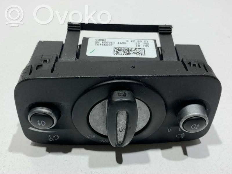Light switch   AG9T13A024AC