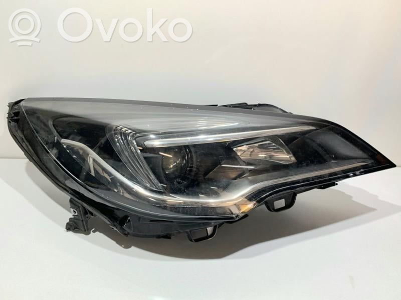 Opel Astra K Phare frontale 