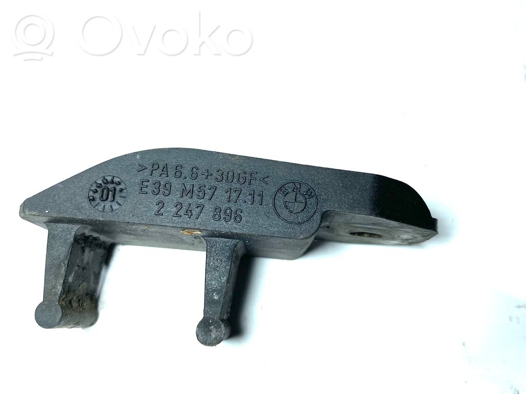 BMW 5 E39 Radiator mount bracket 