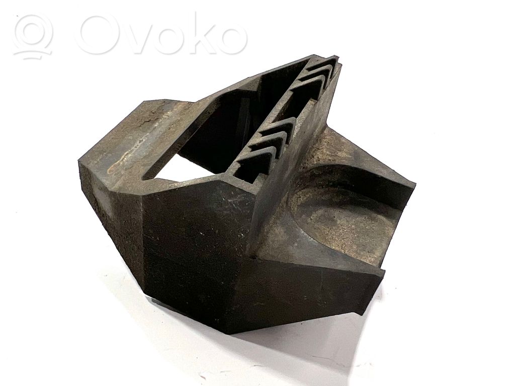 BMW 3 E46 Radiator mount bracket 