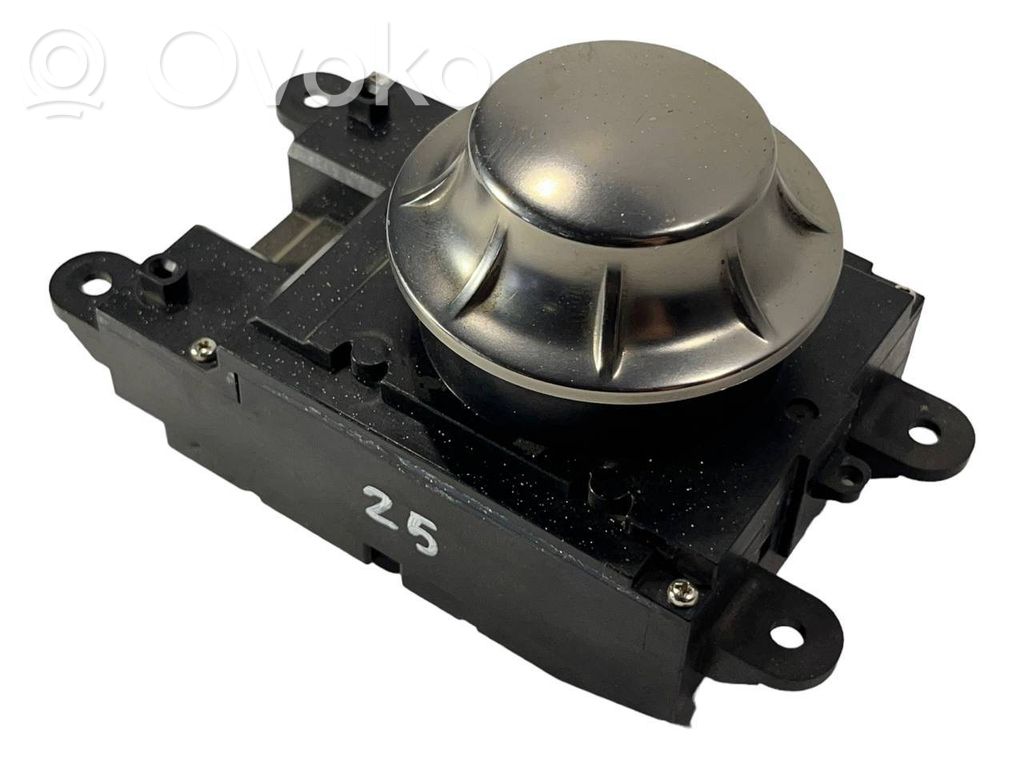 BMW 5 E60 E61 Multifunctional control switch/knob 