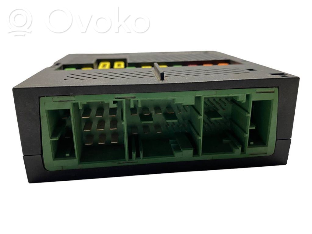 BMW 7 E65 E66 Fuse module 