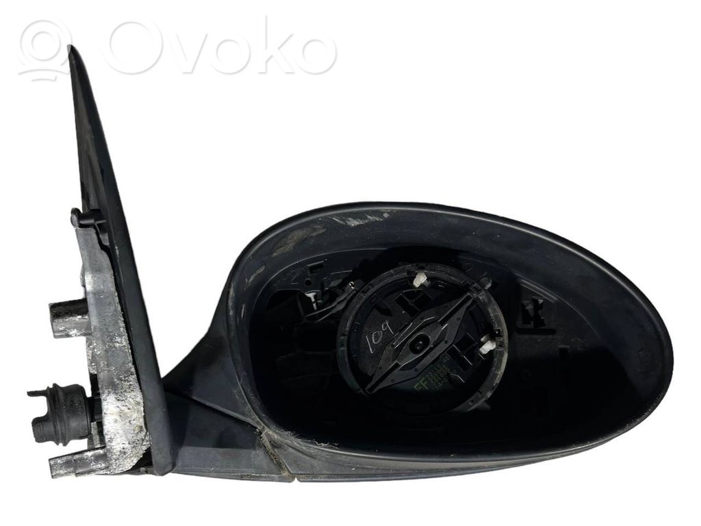 Front door electric wing mirror   E1010803,301005,301009