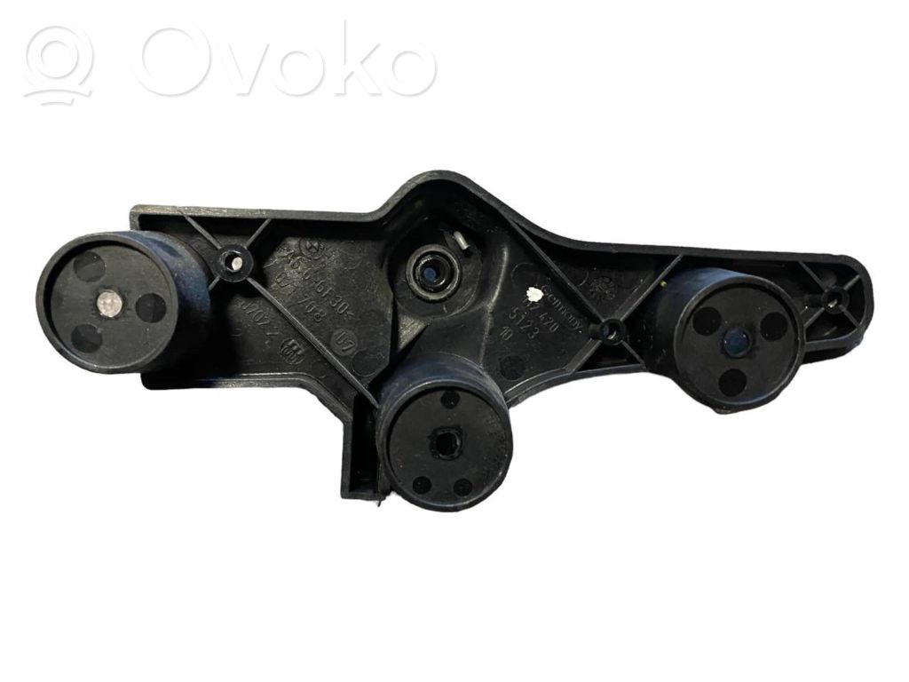 BMW 1 E81 E87 Engine bonnet (hood) release handle 