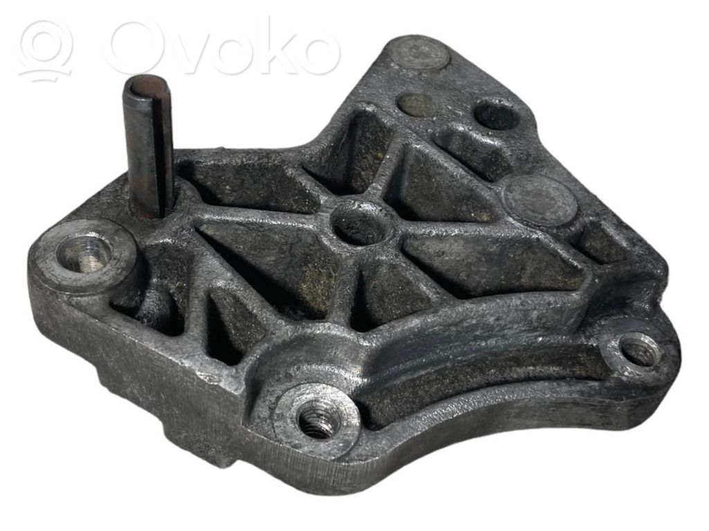 BMW 7 E65 E66 Power steering pump mounting bracket 