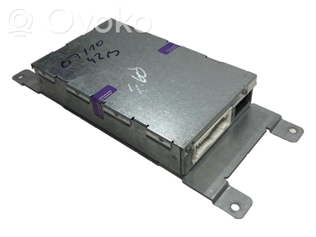 BMW 5 E60 E61 Aerial antenna amplifier 