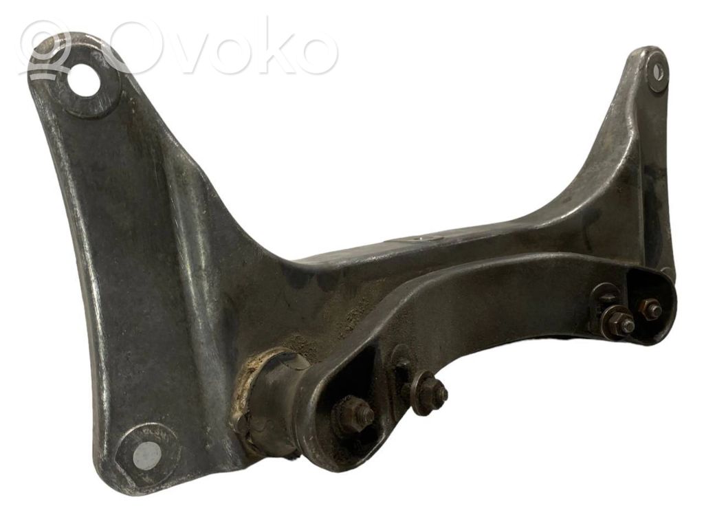 BMW 5 E39 Gearbox mounting bracket 
