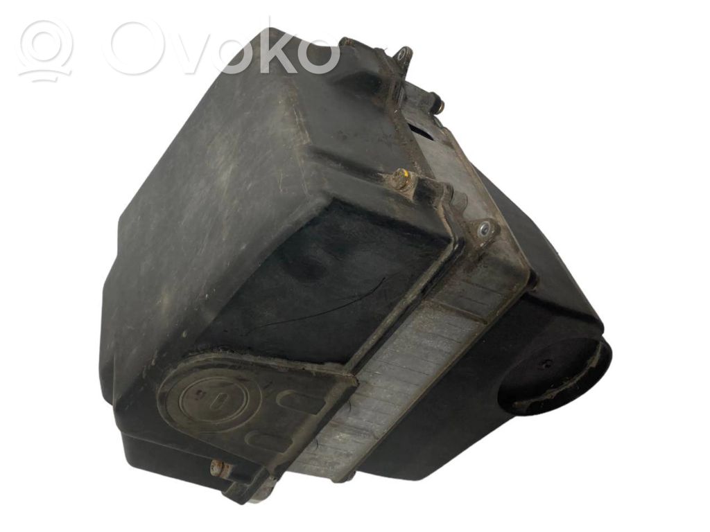 BMW 5 E34 Air filter box 