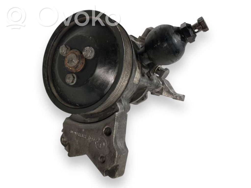 BMW 7 E65 E66 Power steering pump 