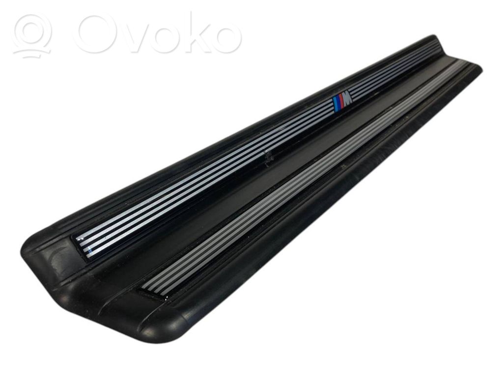 BMW 3 E46 Priekinio slenksčio apdaila (vidinė) 