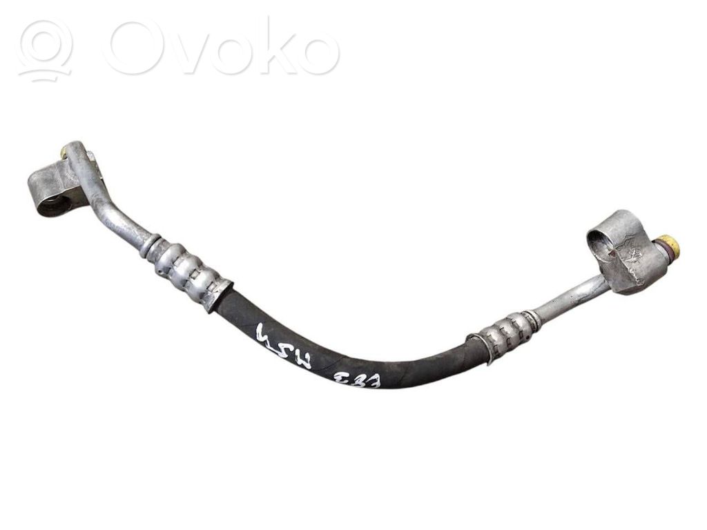 Ilmastointilaitteen putki (A/C)   64533400414,3400414