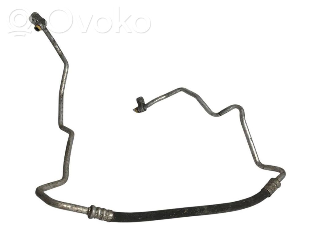 BMW 3 E90 E91 Ilmastointilaitteen putki (A/C) 