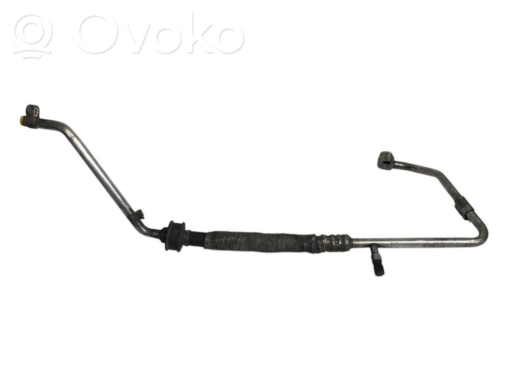 Ilmastointilaitteen putki (A/C)   6917865
