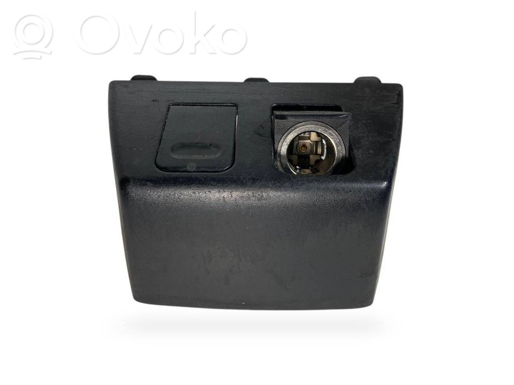 12 V Socket (rear)   8269443,51168269443