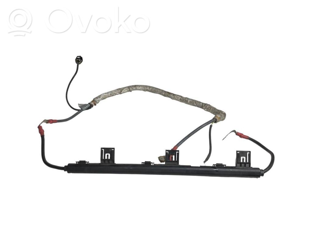 Positive cable (battery)   7823730,7823731