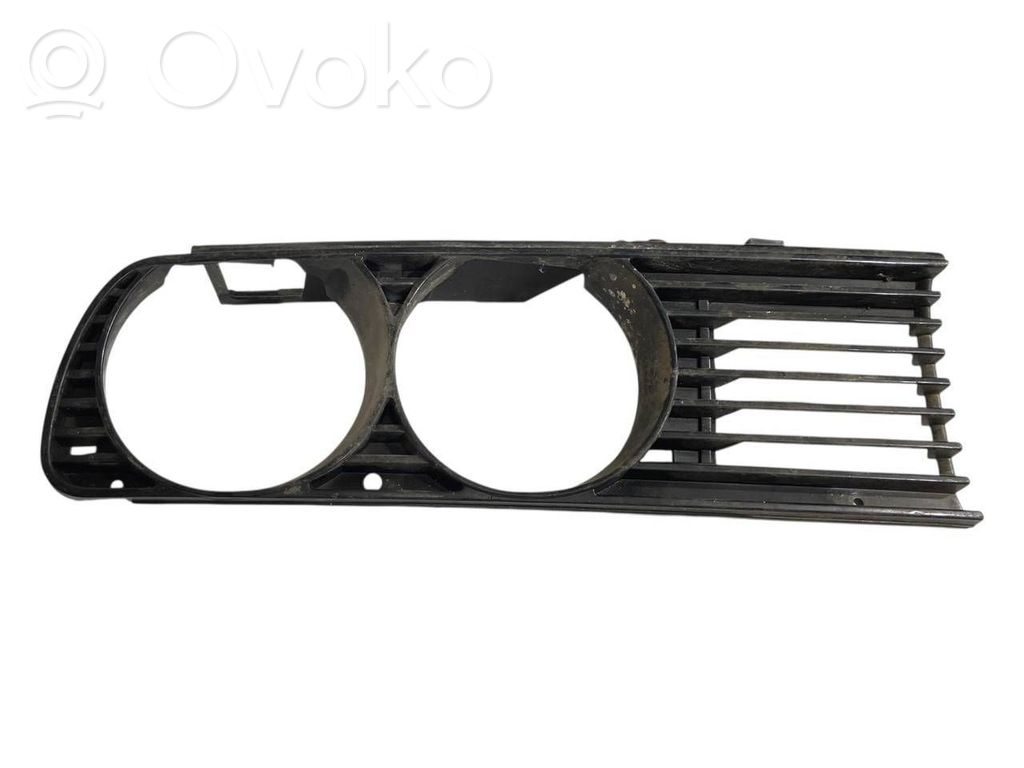 BMW 3 E30 Under headlight/headlamp trim 