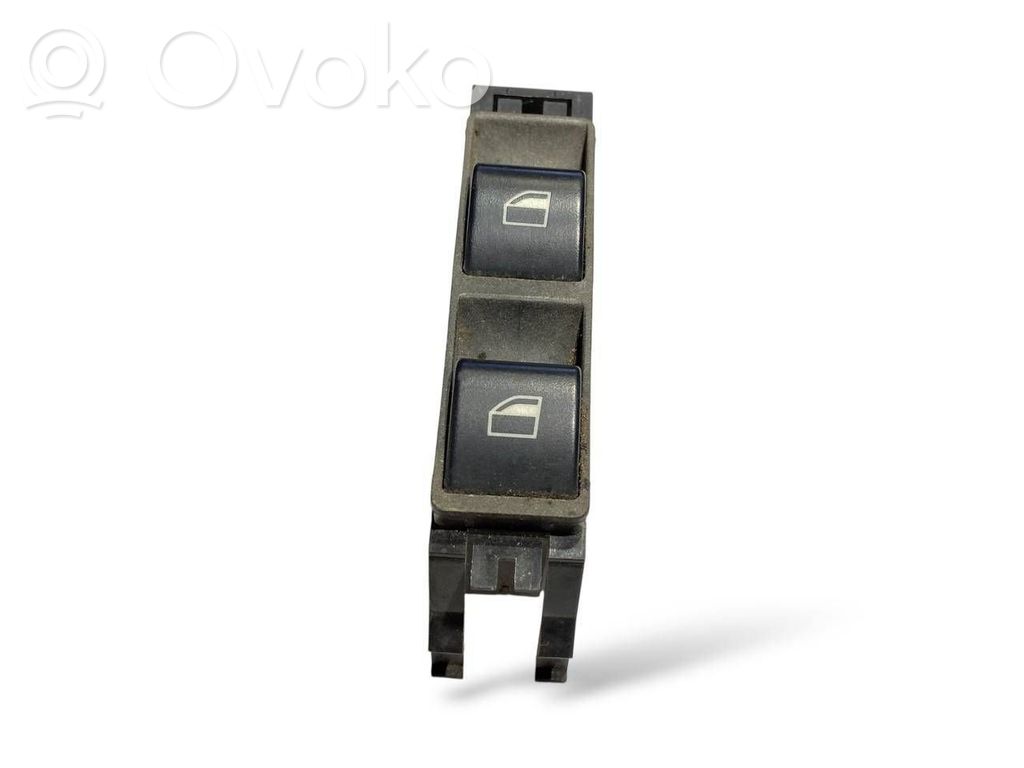 Electric window control switch   8361514,61318361514,6902179
