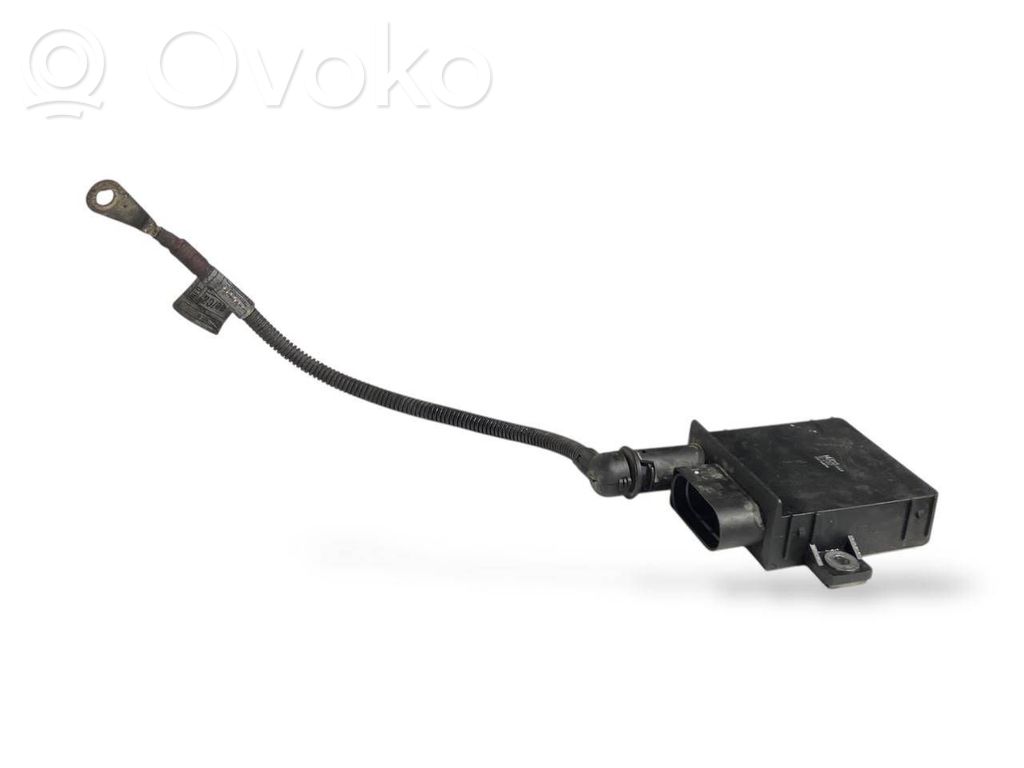 BMW 5 E60 E61 Žvakių pakaitinimo rėlė 