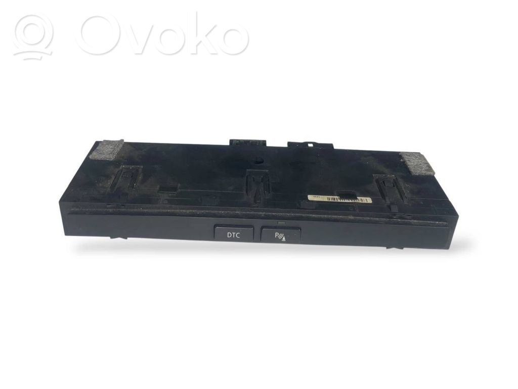 BMW 5 E60 E61 Interruttore DTC 