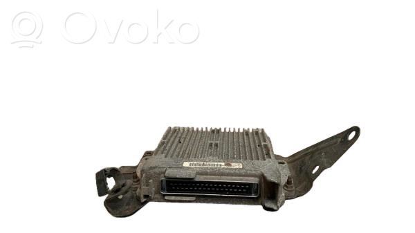 Moottorin ohjainlaite/moduuli   7700101909