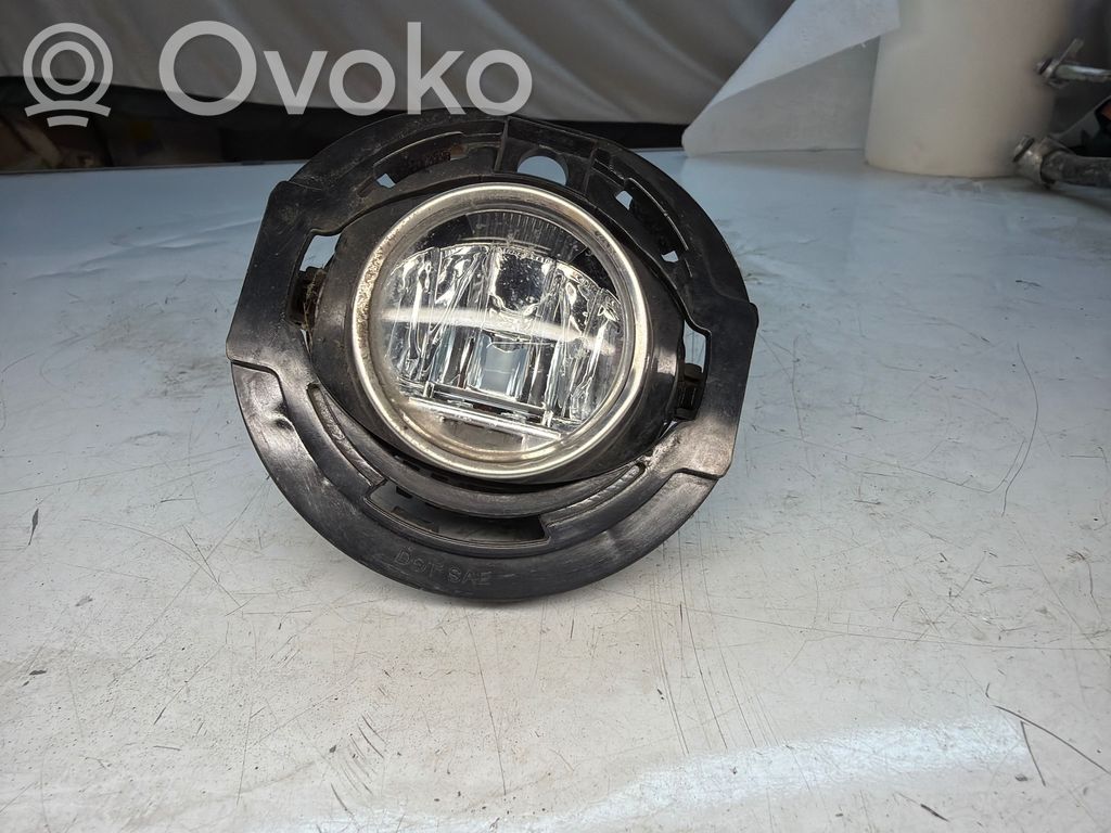Miglas lukturis priekšā   M04190103