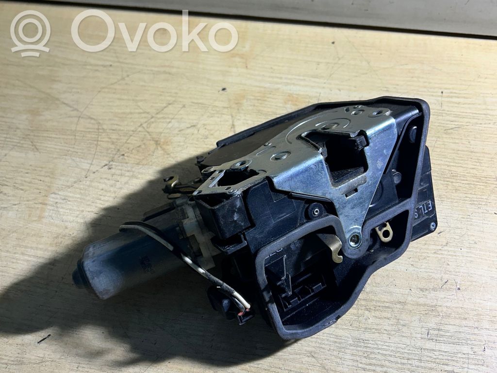 BMW 7 E65 E66 Priekšējo durvju mīksti aizverams aizdedzes motors 