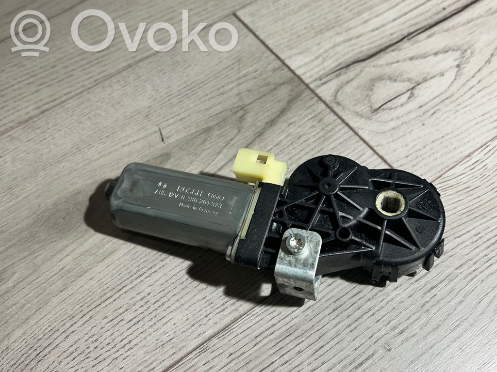 BMW 7 E65 E66 Istuimen säätömoottori 