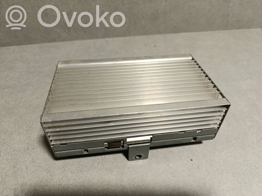 BMW 5 F10 F11 Sound amplifier 