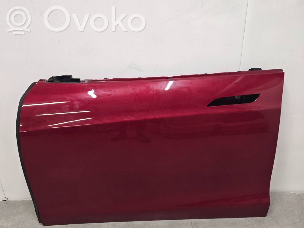 Tesla Model S Дверь 