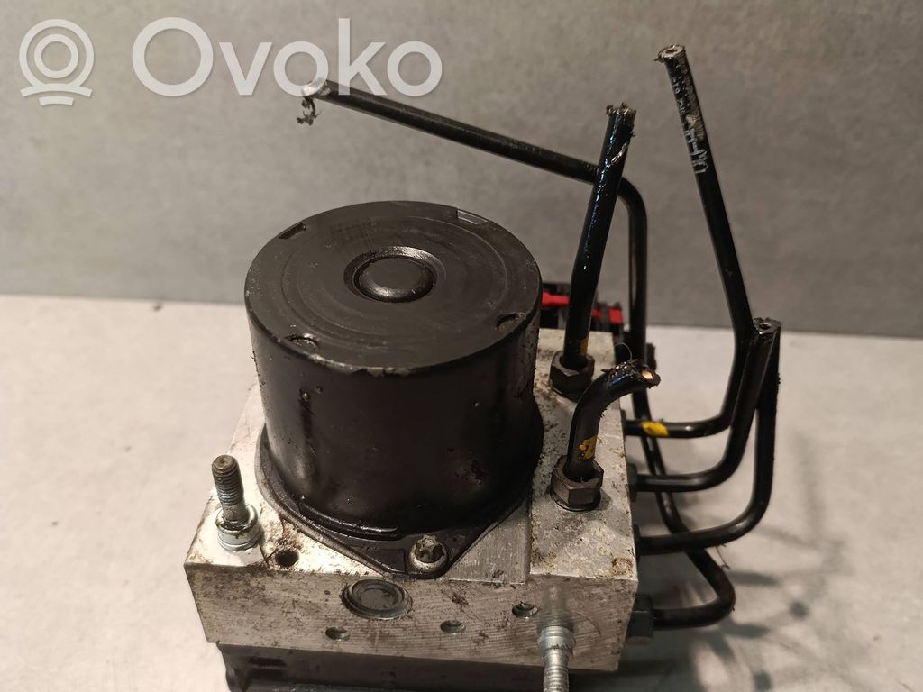 Skoda Fabia Mk2 (5J) ABS Pump 