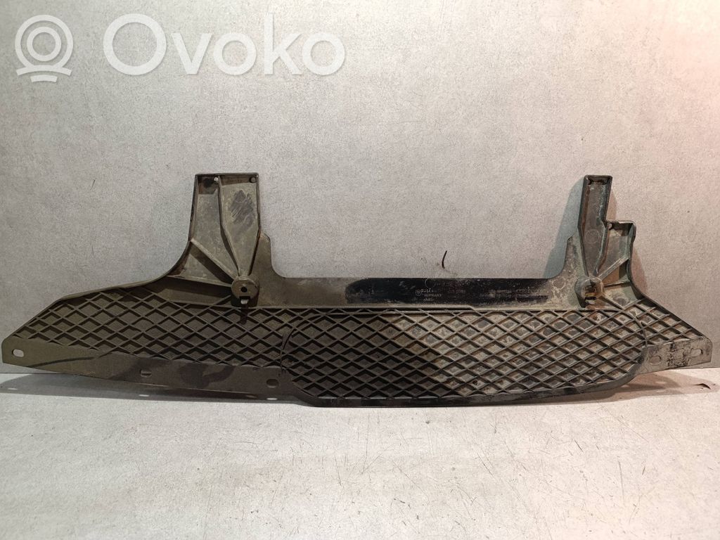 BMW 5 F10 F11 Alte piese de sub caroserie 
