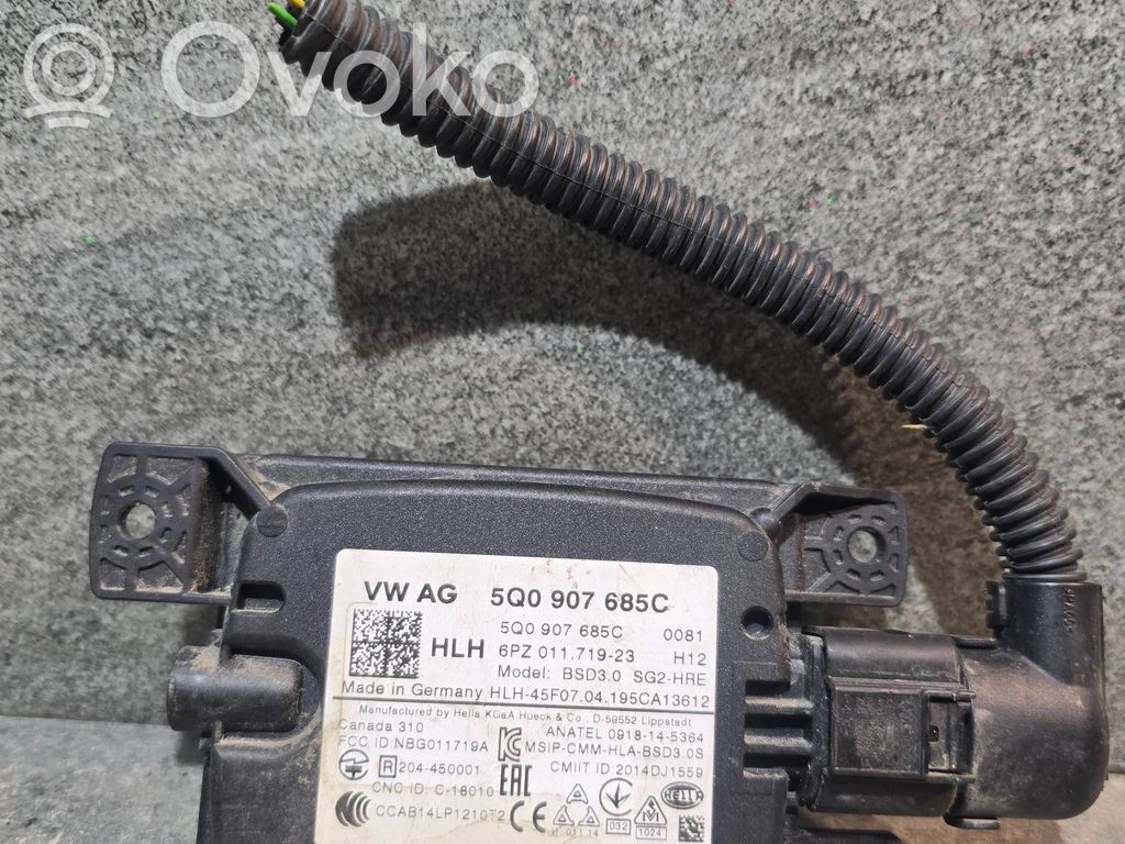 Volkswagen Golf VII Módulo de control de punto muerto 
