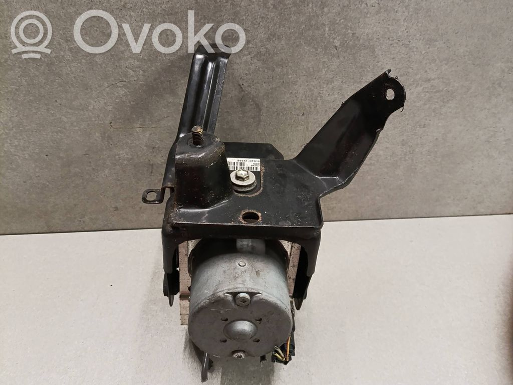 Toyota Corolla Verso AR10 Блок ABS 