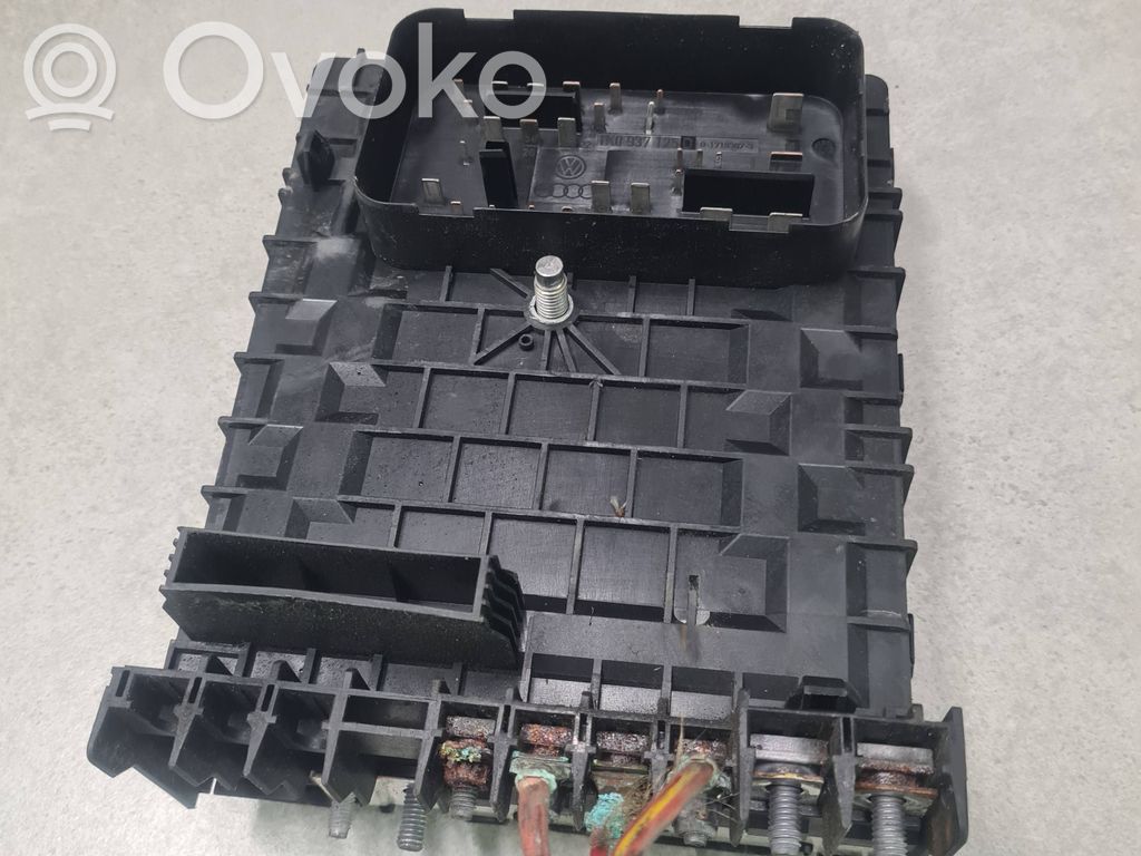 Skoda Yeti (5L) Drošinātāju kaste (komplekts) 