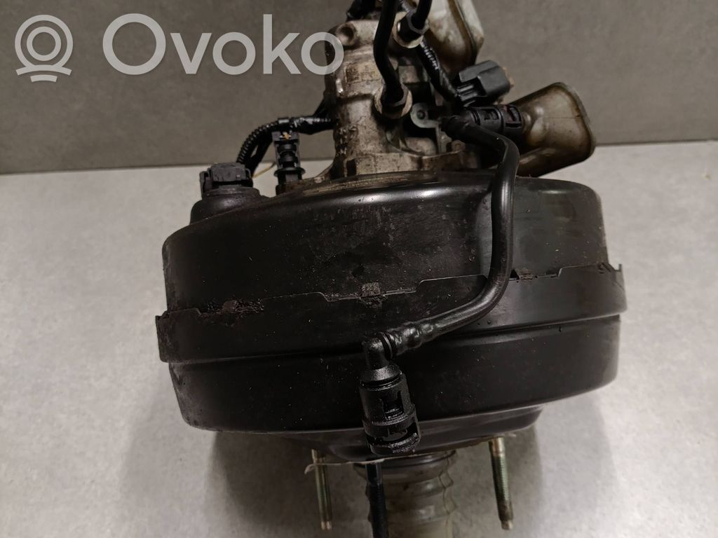 Ford Mondeo MK V Wspomaganie hamulca 