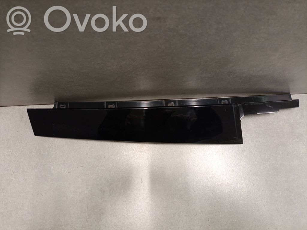 BMW 1 F20 F21 Listwa / Uszczelka szyby drzwi tylnych 