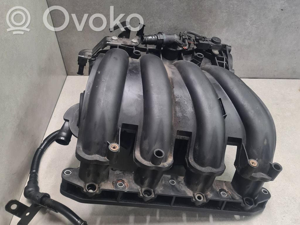 BMW 1 E81 E87 Intake manifold 