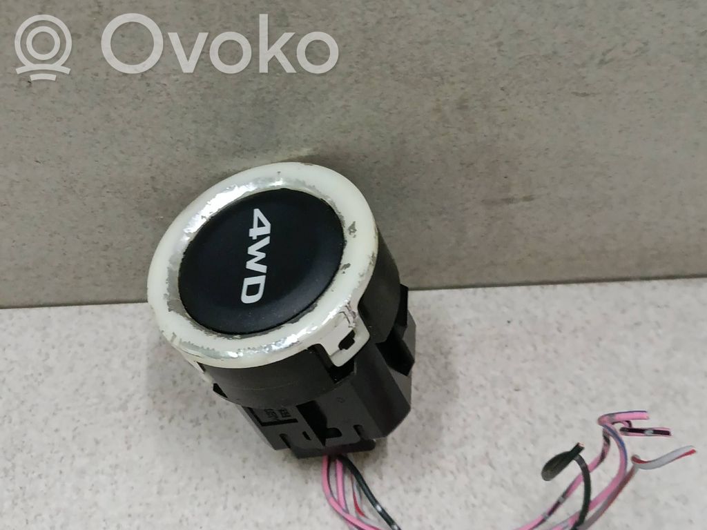 Mitsubishi Outlander Differential lock switch 