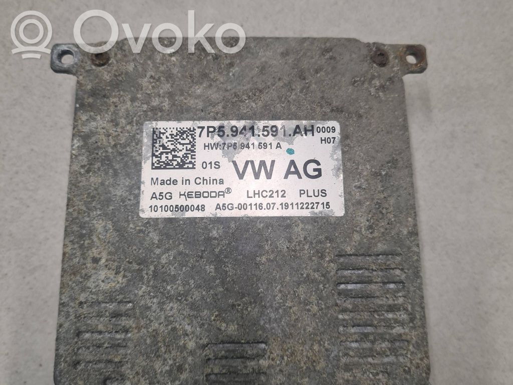 Volkswagen e-Golf Voltage converter/converter module 