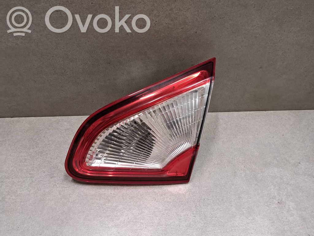 Nissan Qashqai Rückleuchte Heckleuchte innen 
