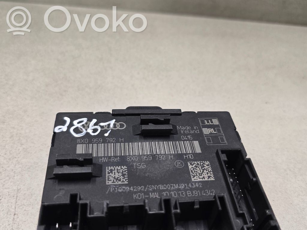Volkswagen PASSAT B7 Door control unit/module 