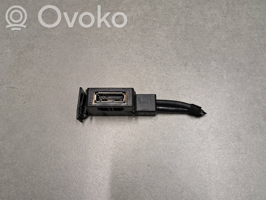 Audi Q3 8U Wiązka przewodów systemu dźwiękowego 