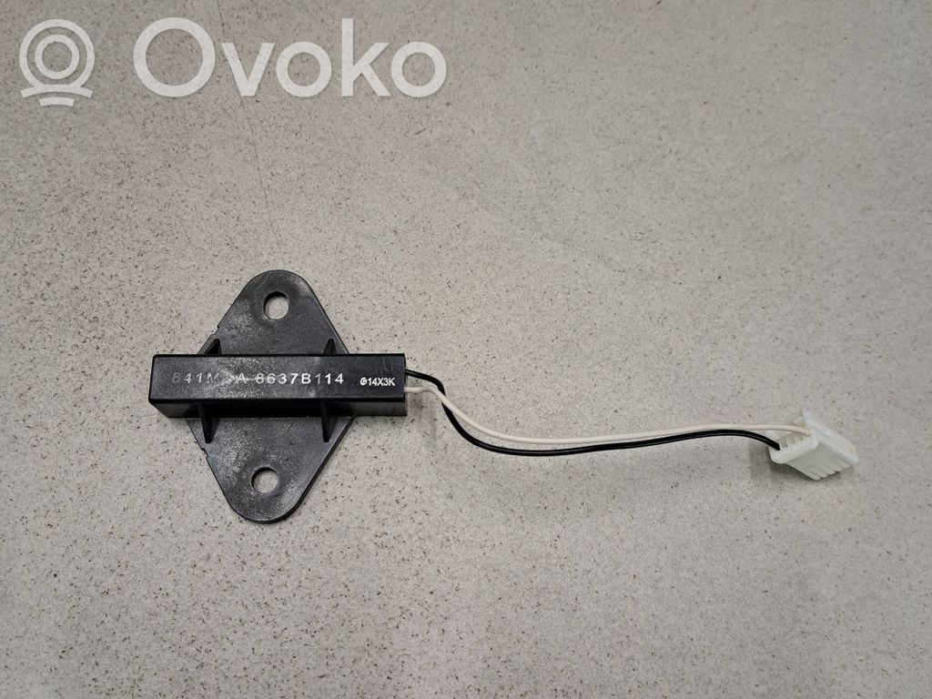 Mitsubishi Outlander Antenas pastiprinātājs 
