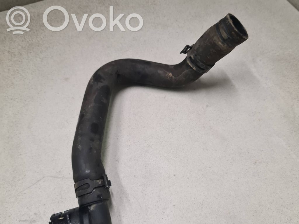 Volkswagen Tiguan Przewód / Wąż chłodnicy 