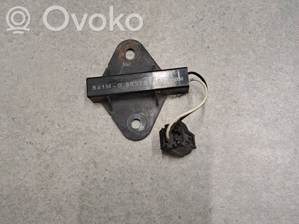 Mitsubishi Outlander Aerial antenna amplifier 