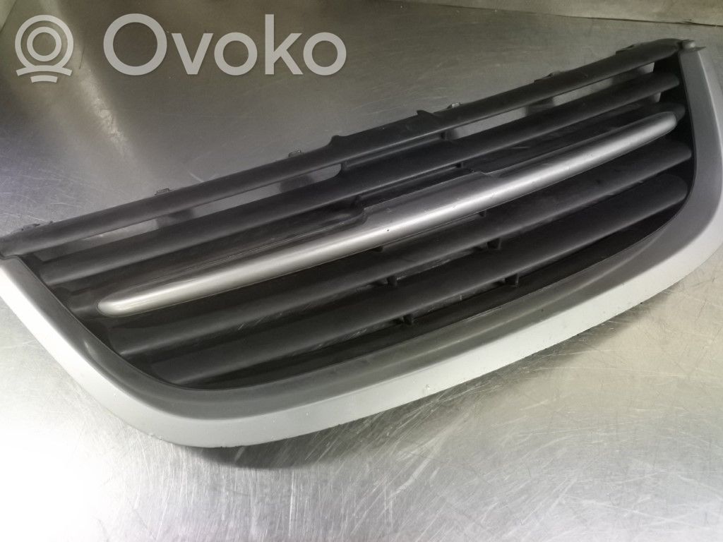 Saab 9-5 Kratka dolna zderzaka przedniego 