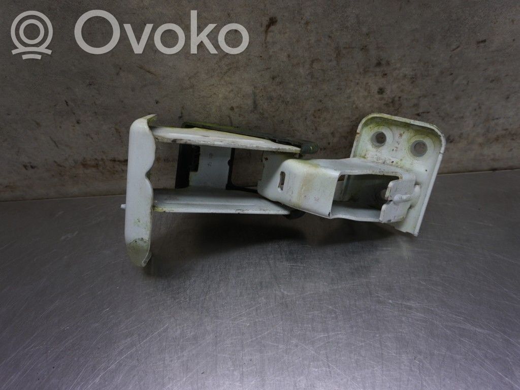 Peugeot Expert Front door upper hinge 